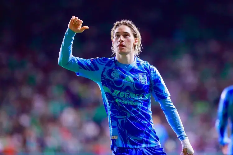 Marcelo Flores recibe primera convocatoria oficial con Canadá