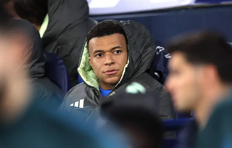 ¡Mbappé a la banca en el Derbi Madrileño!
