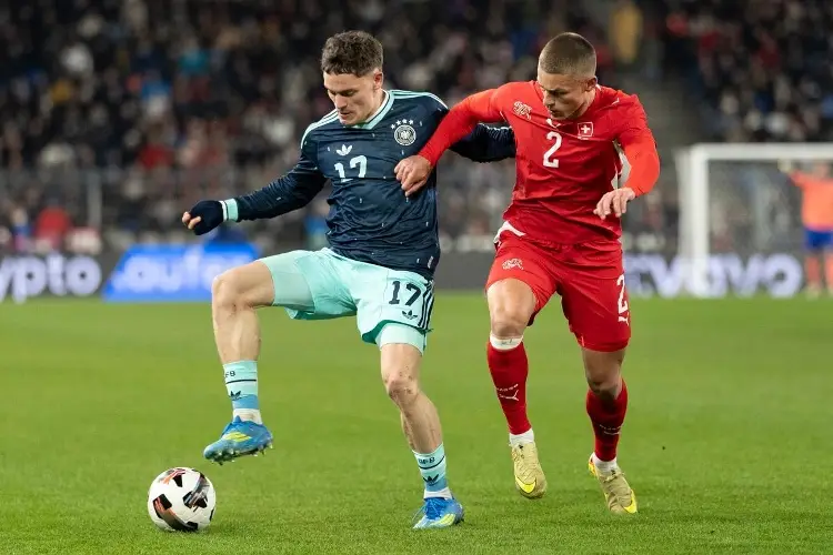 Alemania se impone a Suiza en un partidazo previo al Mundial 