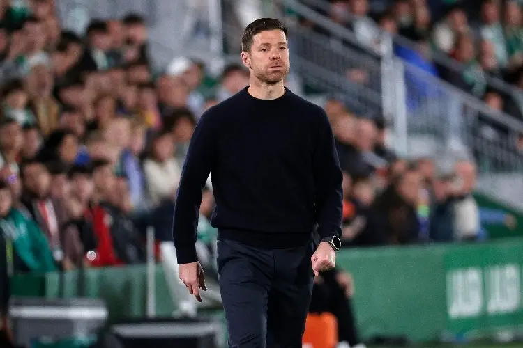 Xabi Alonso cerca de dirigir a un club de la Premier League