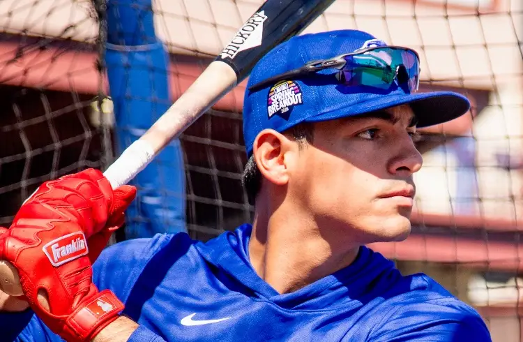 ¡Histórico! Mexicano debuta en las Grandes Ligas y consigue su primer hit (VIDEO)