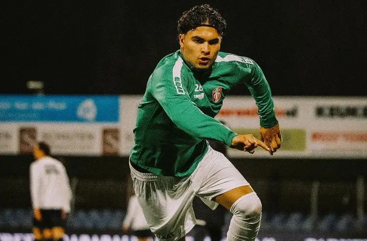 Mexicano Stephano Carrillo rompe sequía goleadora en los Países Bajos