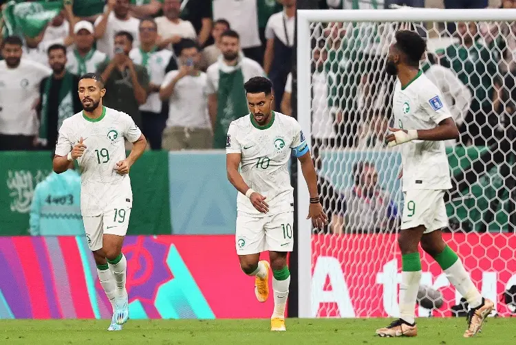 Le ganaron a Argentina en Qatar y ahora despiden a su DT a dos meses del Mundial 2026