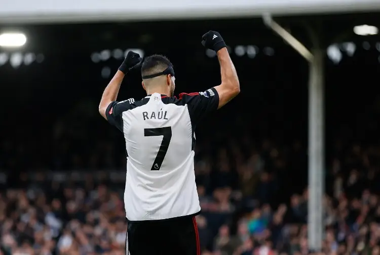 Raúl Jiménez y Fulham siguen sumando en la Premier League 