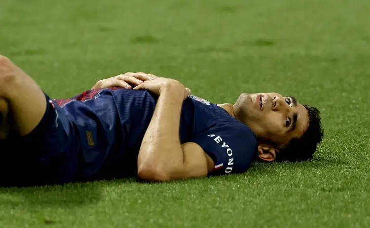 ¡Alarma en el PSG! Hakimi es baja para la semifinal de vuelta de la Champions League