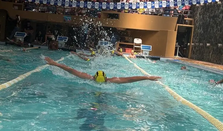 Todo un éxito la segunda fecha del Circuito Jarocho de Natación 