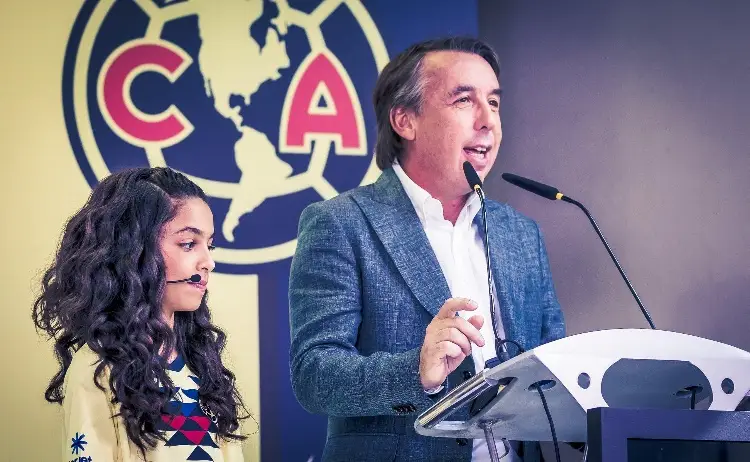 Azcárraga advierte al América: 'Tenemos que ganar campeonatos sí o sí'