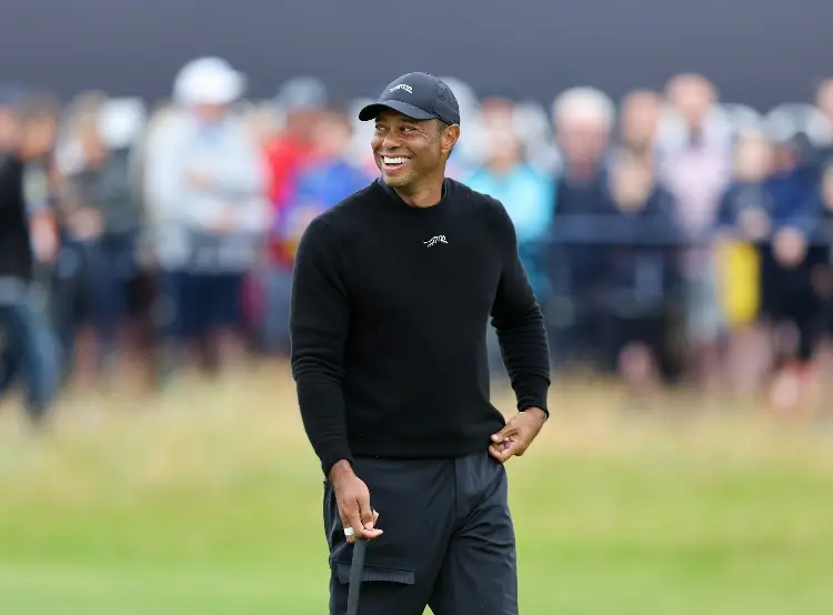 Fiscalía presenta cargos formales contra Tiger Woods