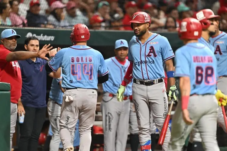 El Águila de Veracruz pierde ante los Diablos en el inicio de la serie roja 