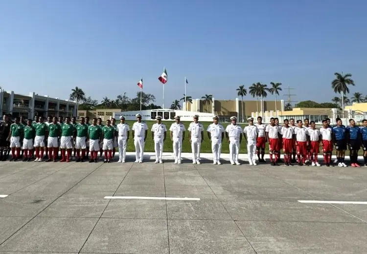 Heroica Escuela Naval Militar realiza eventos deportivos rumbo a la Copa Mundial de Futbol 2026