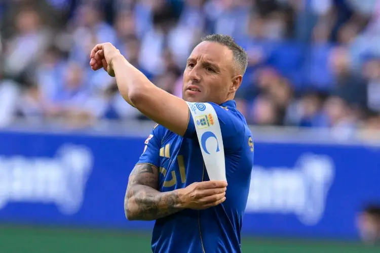 Real Oviedo empata y se queda al borde del descenso 
