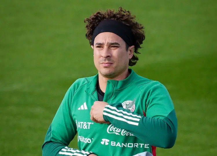 Guillermo Ochoa vive el primer día de su última concentración con la Selección Mexicana