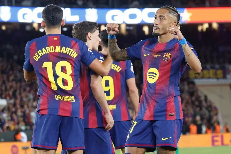 Barcelona estrena el título con victoria sobre el Betis de Fidalgo