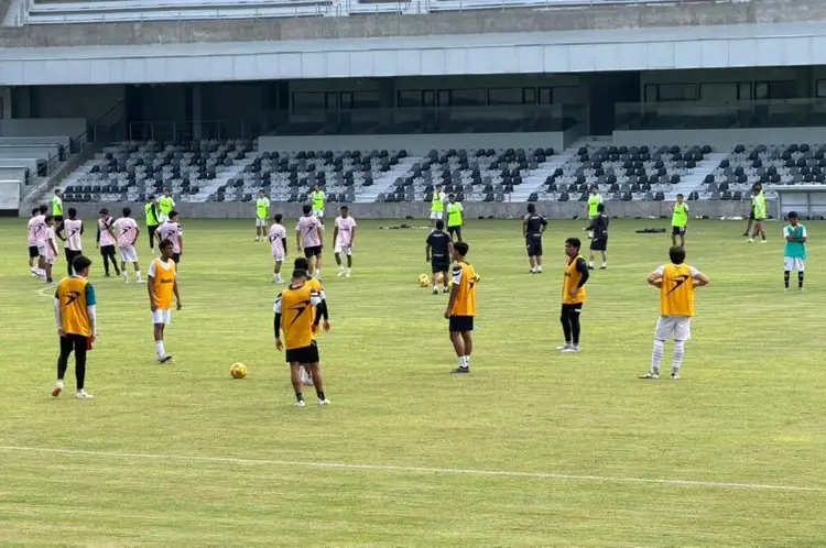 ¡Joyitas! Así son las primeras indumentarias de Piratas FC (FOTOS)