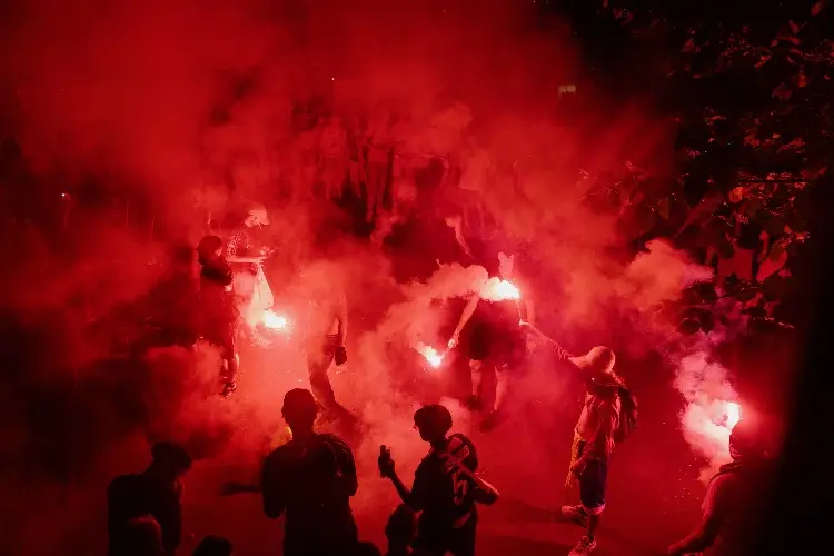 Los festejos por el triunfo del PSG dejan un muerto y personas heridas