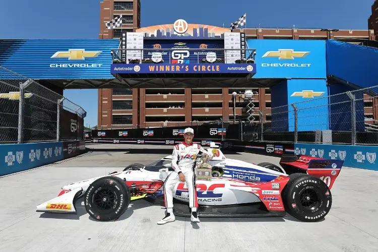 IndyCar: Palou gana en Detroit y el mexicano Pato O'Ward se queda cerca del podio