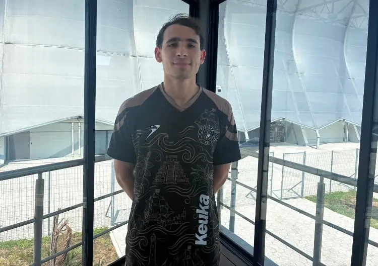 Pasó por América, Chivas, Cruz Azul y ahora es jugador de Piratas FC