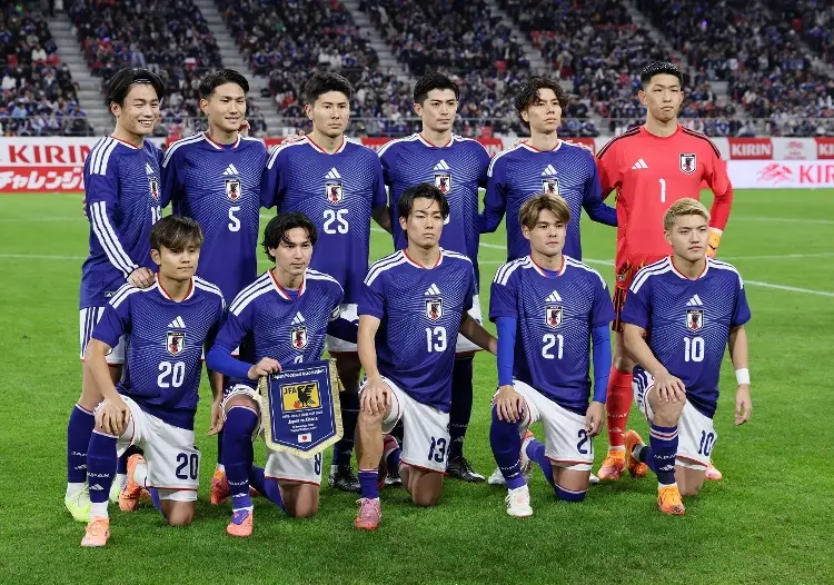 Entre un aguacero, Japón llega a Monterrey para disputar el Mundial 2026