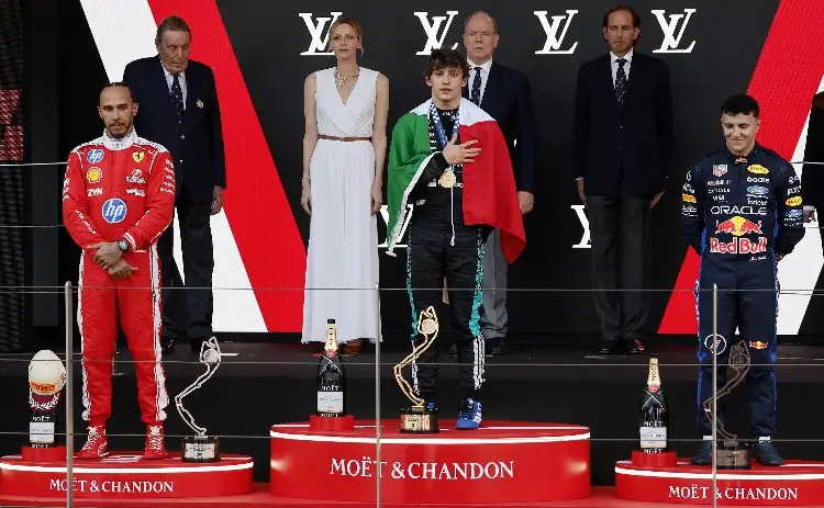 Kimi Antonelli conquista Mónaco y 'Checo' Pérez hace historia