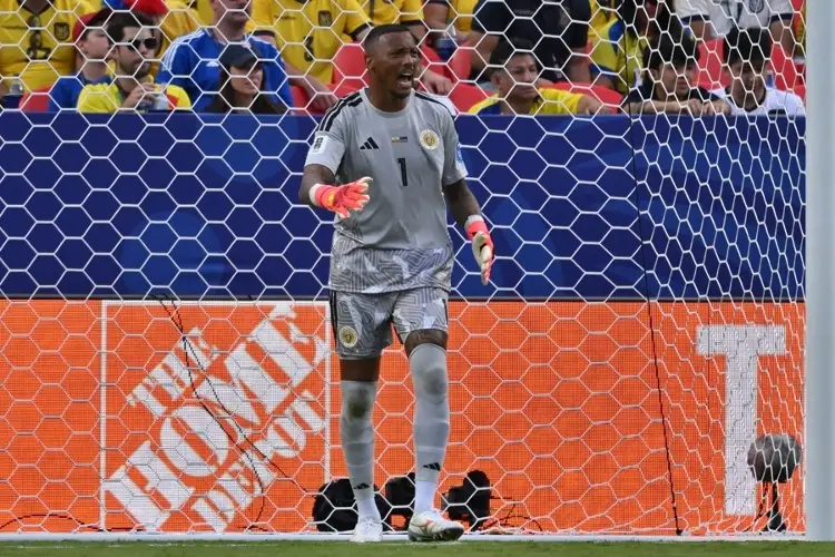 Eloy Room hace historia en el Mundial 2026: 15 paradas y portería imbatida ante Ecuador