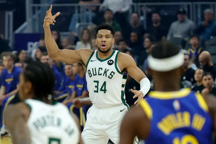 NBA: Los Bucks traspasan a Giannis Antetokounmpo a cambio de un mexicano