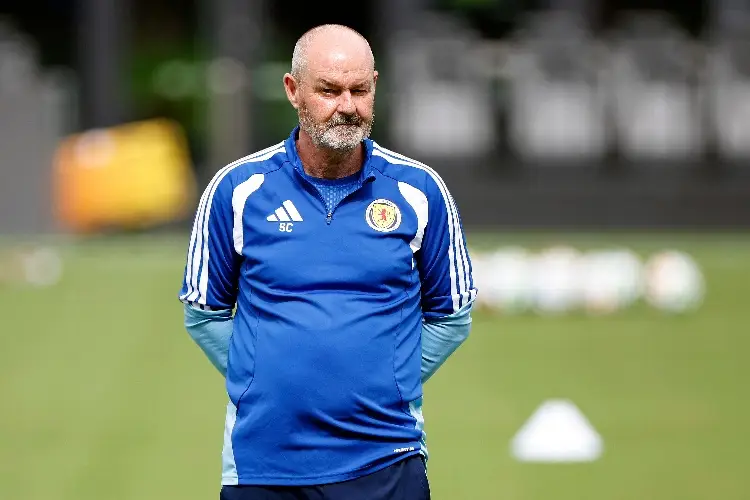 Escocia se queda sin DT tras fracasar en el Mundial