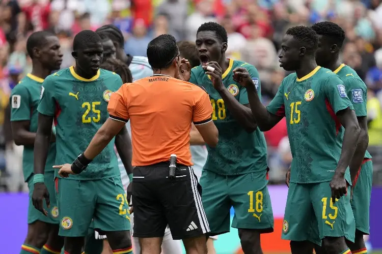 Figura de Senegal renuncia a la selección hasta que no despidan al DT