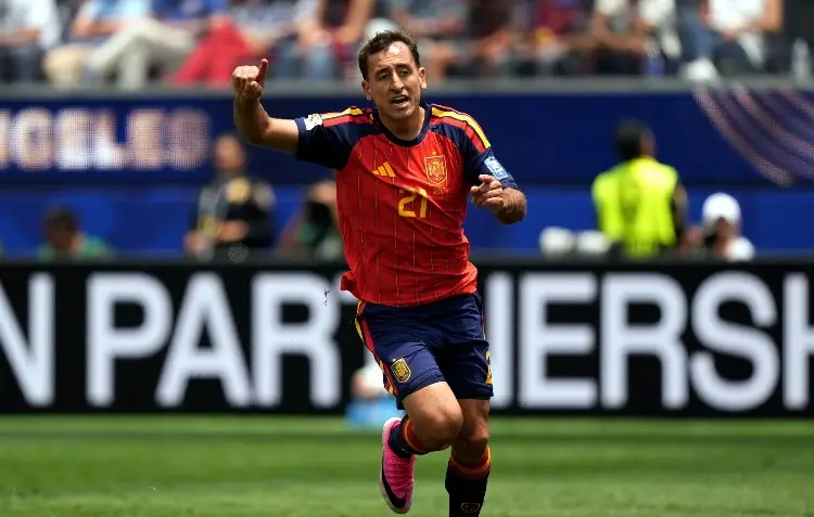 España se da un paseo ante Austria y avanza a octavos de final