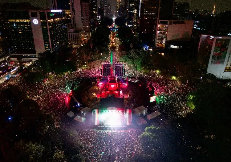 Refuerzan seguridad en Ángel de la Independencia tras aficionados fallecidos