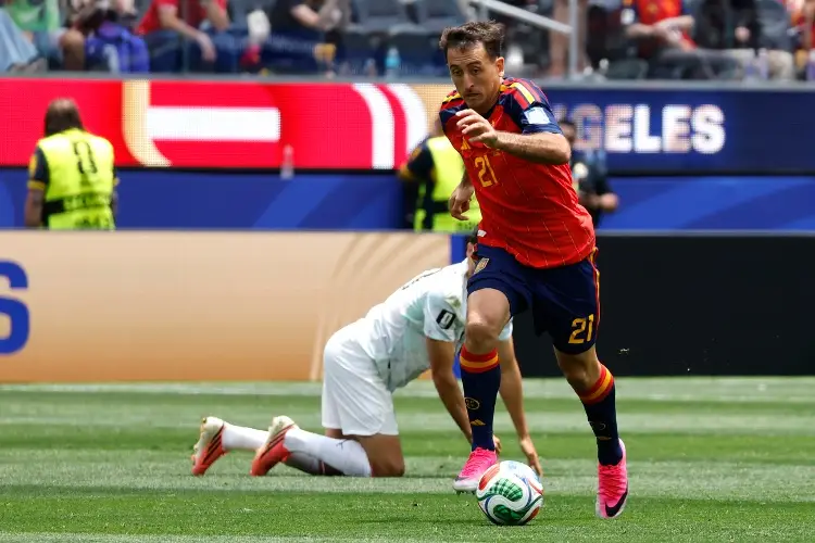 Portugal y España se enfrentan por un boleto a los cuartos de final