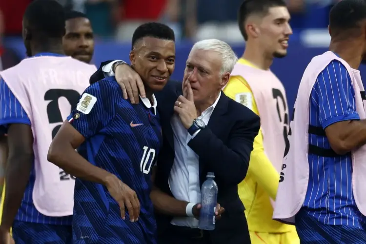 Mbappé revienta contra senadora: 'Eres una mujer despreciable'