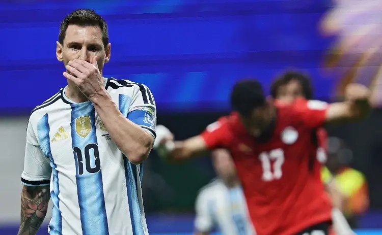 ¡Lo hizo de nuevo! Messi vuelve a fallar penal en pleno Mundial 2026 (VIDEO)