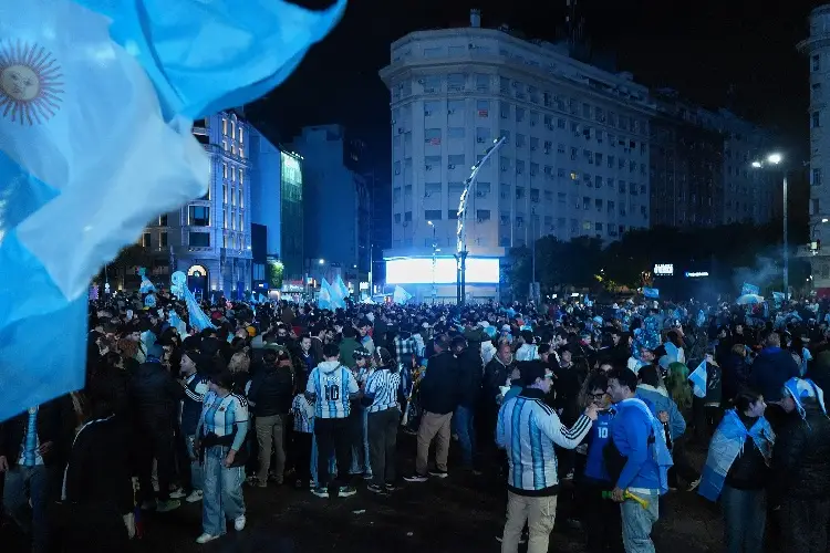 Al menos dos muertos durante celebración en Argentina por pase a semifinales