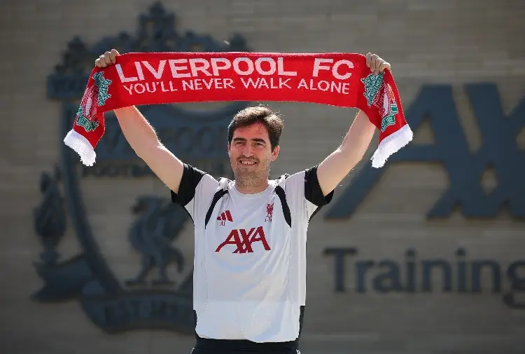 Liverpool presenta a su nuevo DT, promete un equipo 'agresivo'