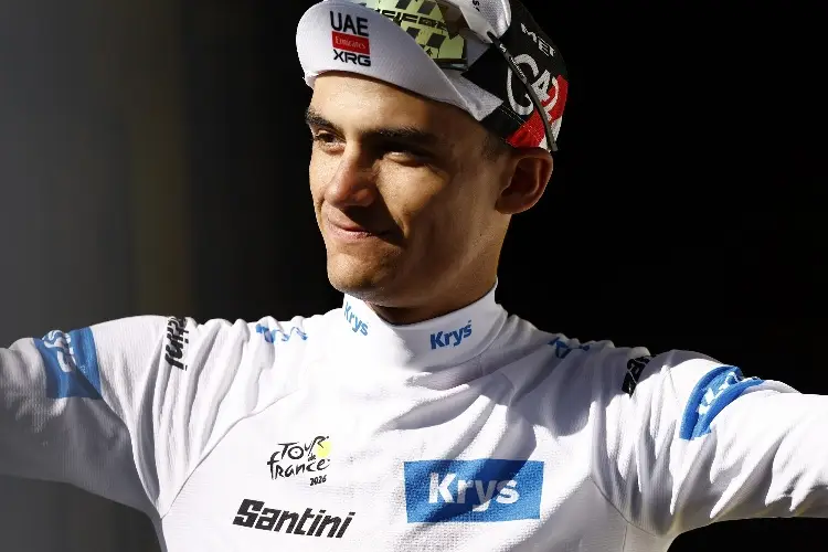Isaac del Toro no se conforma con el tercer lugar del Tour de Francia