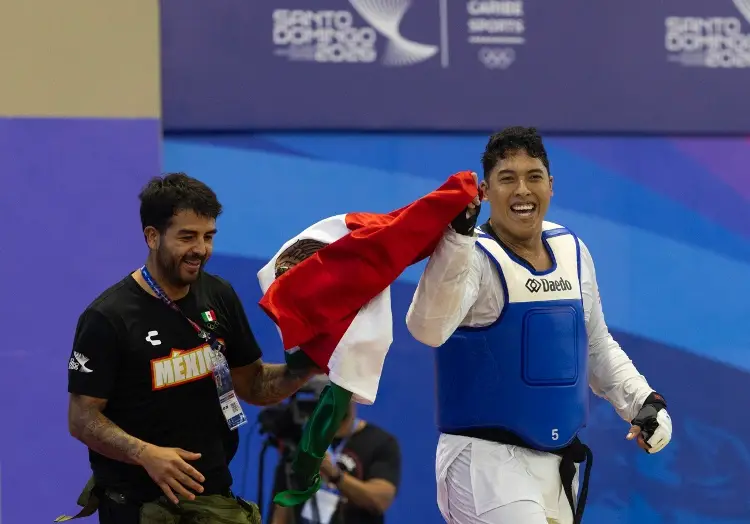 Carlos Sansores conquista el oro para México en Taekwondo durante los Juegos Centroamericanos