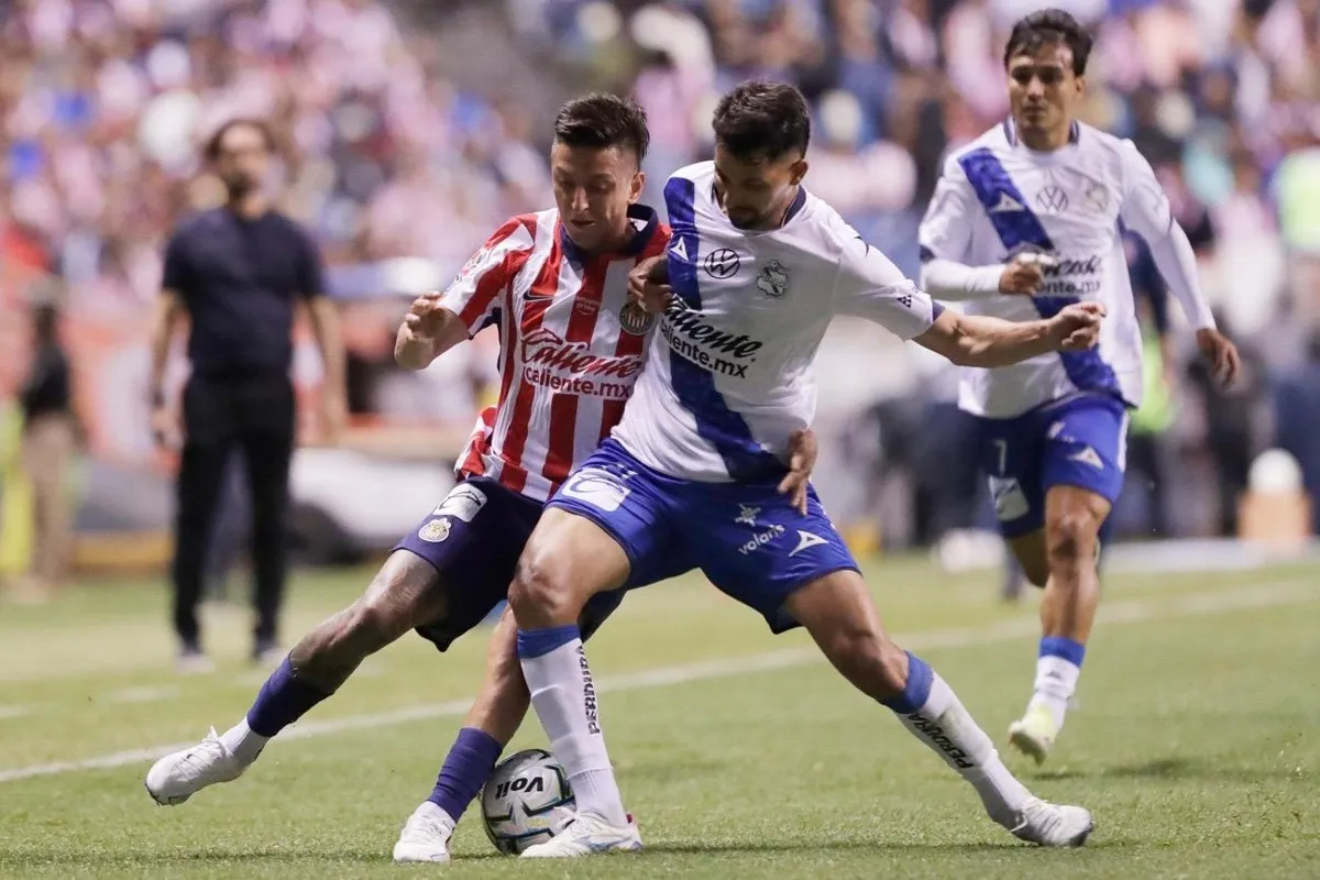 Chivas no puede con Puebla y empatan en el Cuauhtémoc 