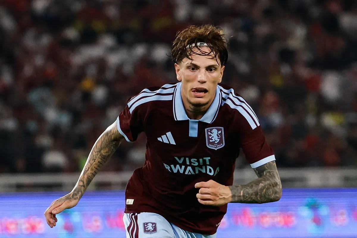 Garnacho debuta con el Aston Villa y asegura 'disfrutar el futbol otra vez'