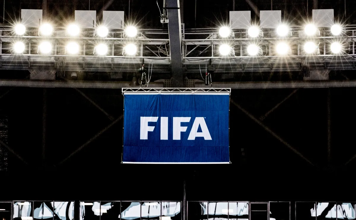 UEFA amenaza con emprender acciones legales contra la FIFA