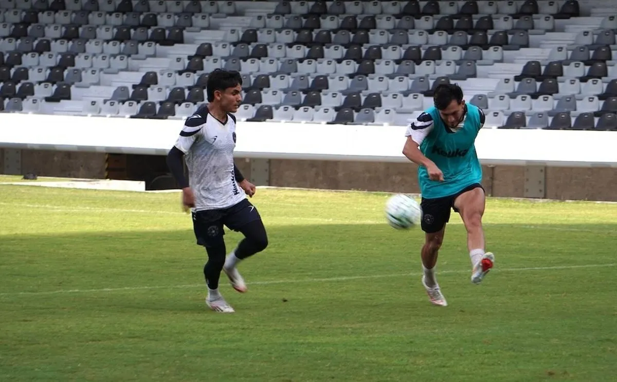 Piratas FC continúa con su preparación previo al duelo ante Durango 