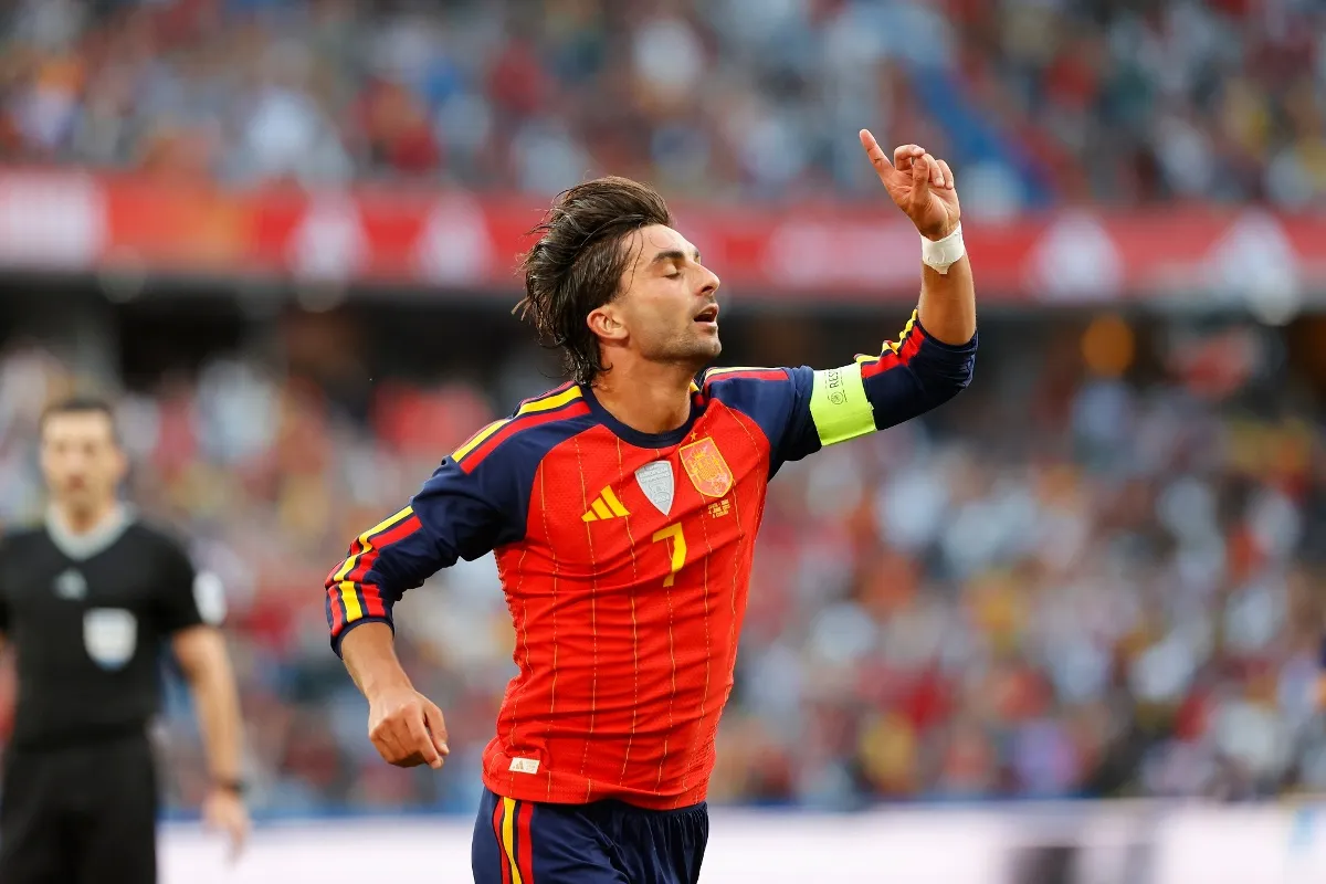 Barcelona rechaza la primera oferta millonaria por Ferran Torres 
