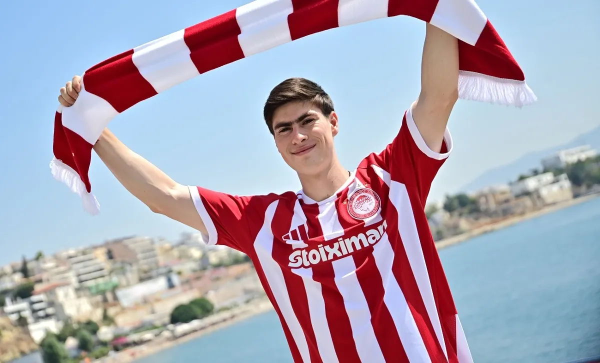 Oficial: 'Hormiga' González es nuevo jugador del Olympiacos 