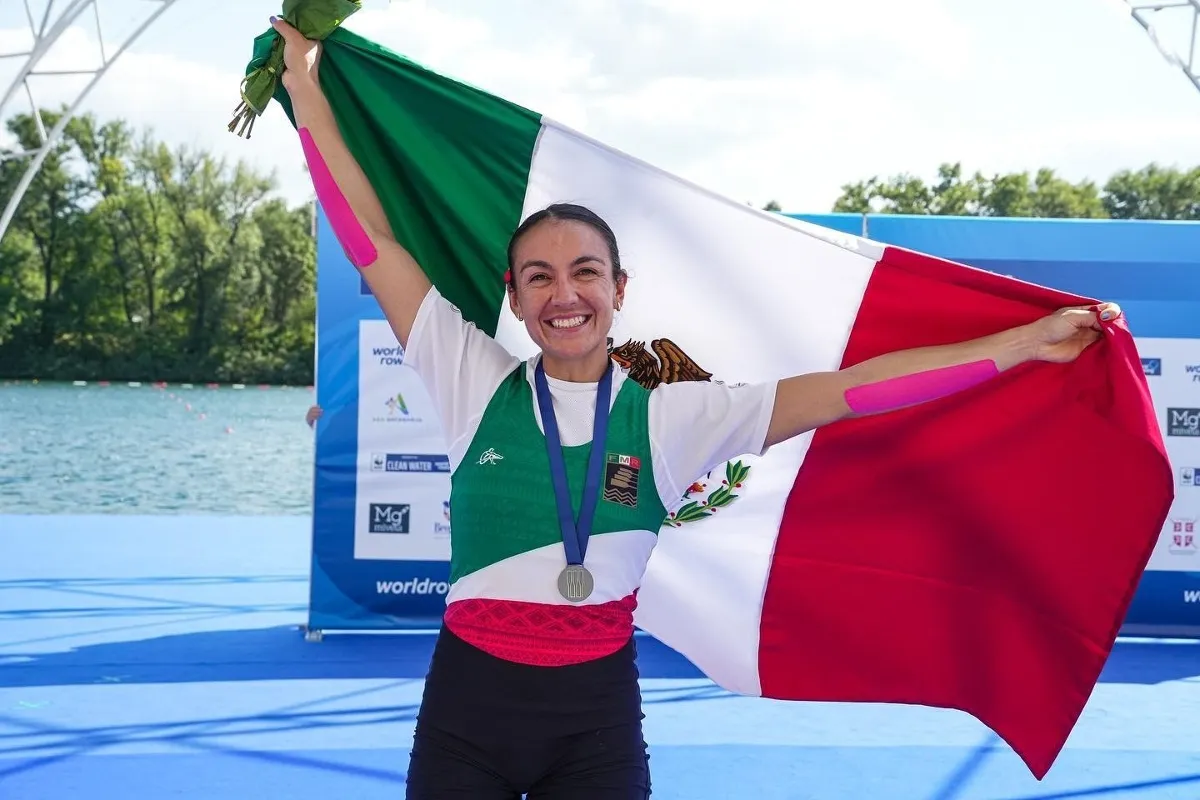 ¡Mexicana Kenia Lechuga se corona campeona mundial de remo!