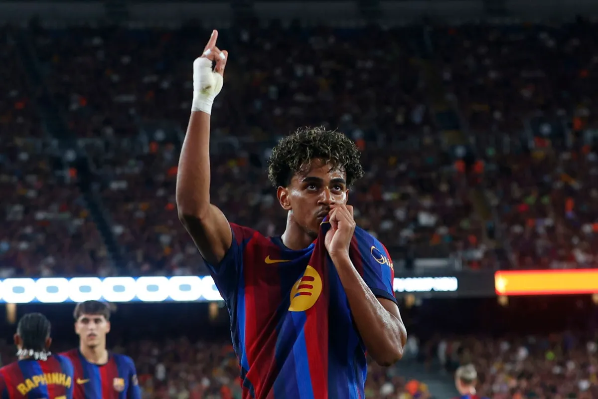 Barcelona humilla al Rayo Vallecano y sigue con paso firme en LaLiga