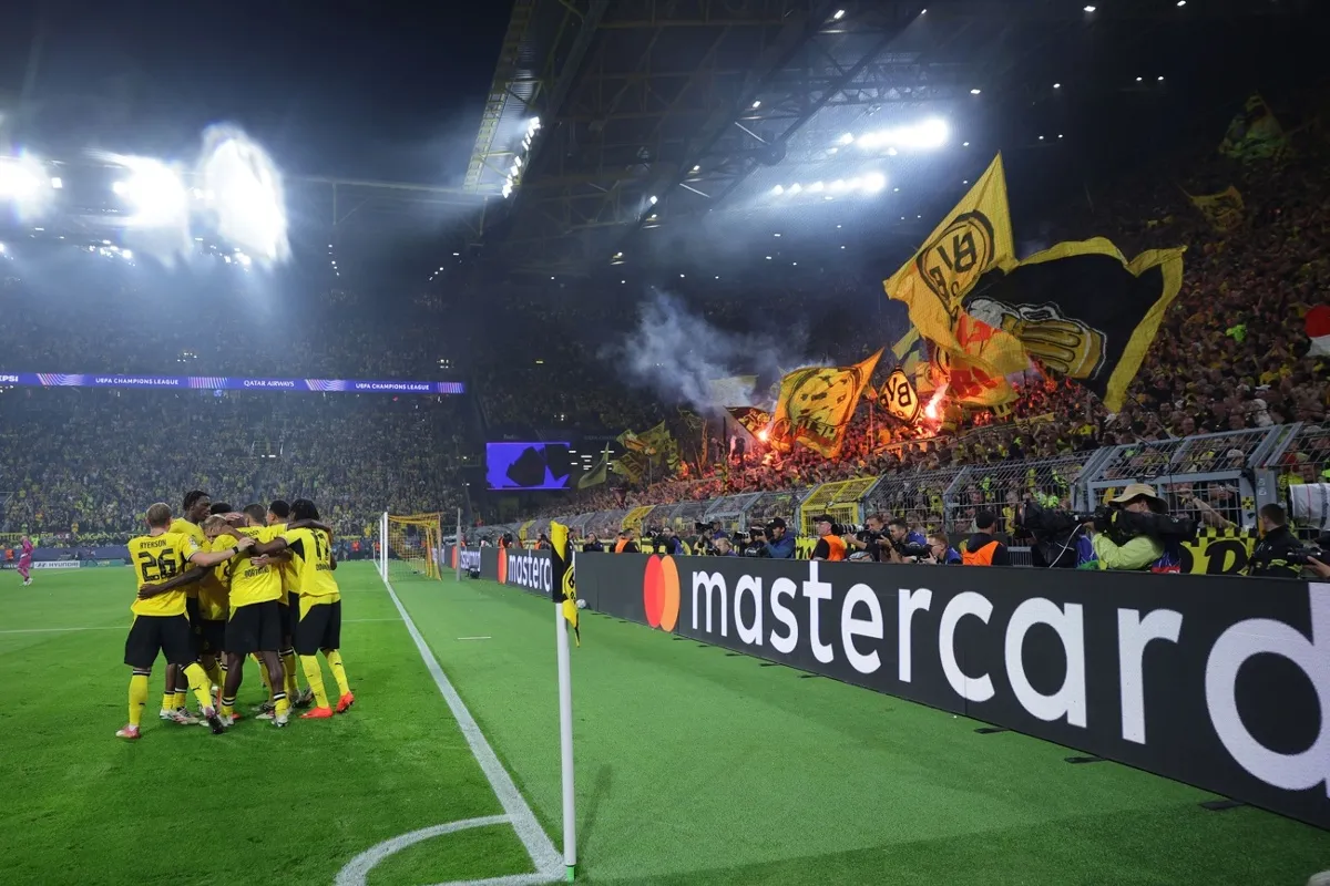 Borussia Dortmund se impone al Villarreal en la Champions 