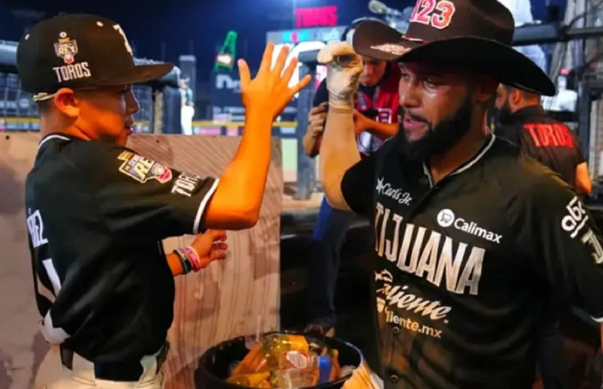 Toros de Tijuana empata la Serie del Rey ante Olmecas