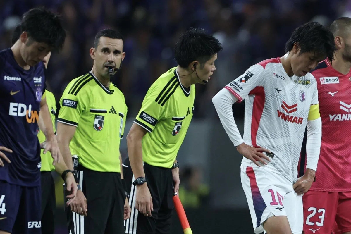 Árbitro César Ramos reaparece dirigiendo un partido ¡En Japón!