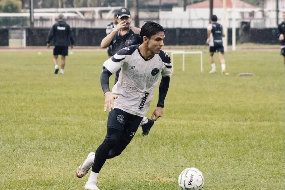 Con lluvia incluida, Piratas FC trabaja en busca de la victoria ante Venados 