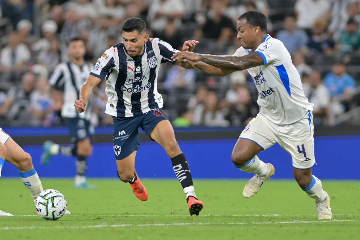 Rayados hace pesar el Gigante de Acero y derrota a Cruz Azul