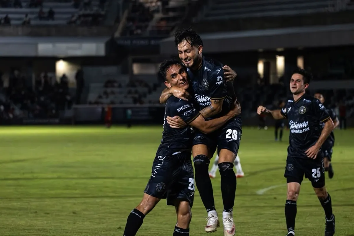 Piratas de Veracruz se mantiene en la parte alta tras la Jornada 9 de la Liga de Expansión